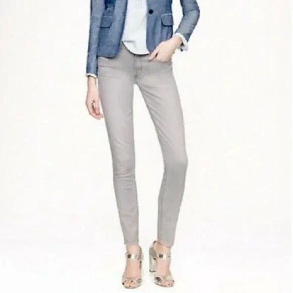 Women's J. Crew Grey Smoke Wash Toothpick Ankle Jeans Size 31 X 28 - Picture 1 of 11